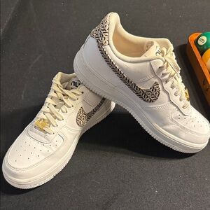Nike Women’s Air Fore
